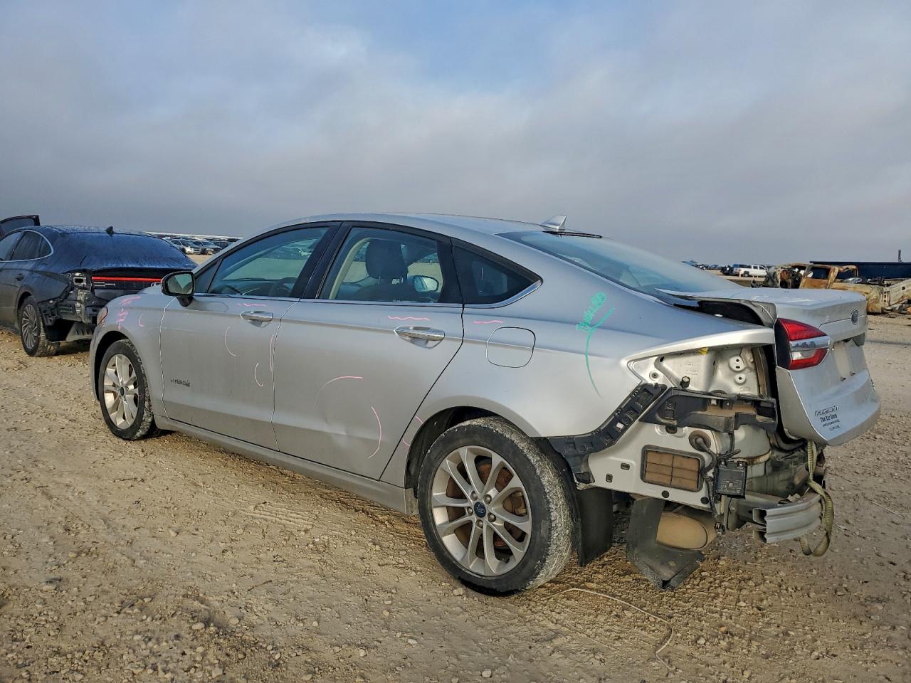 2019 FORD FUSION SE photo 2