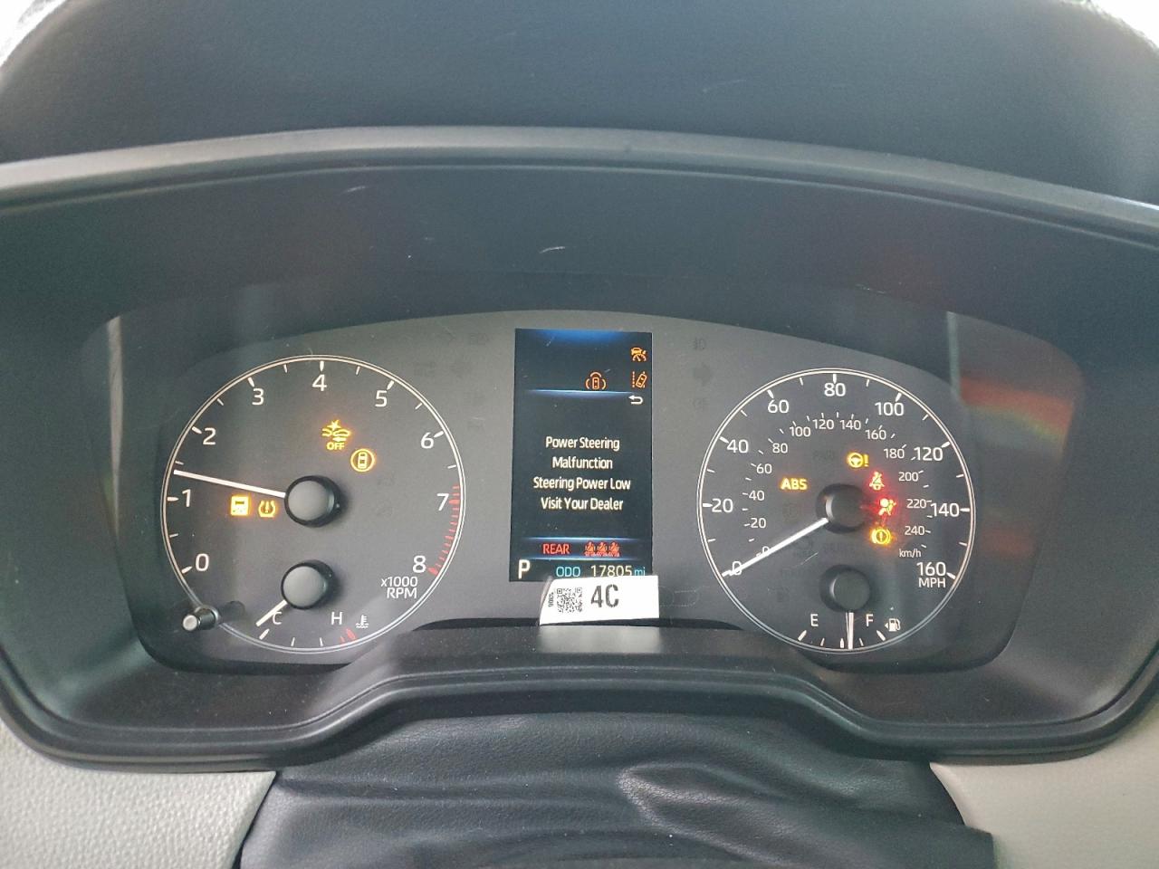2025 TOYOTA COROLLA CROSS L photo 17
