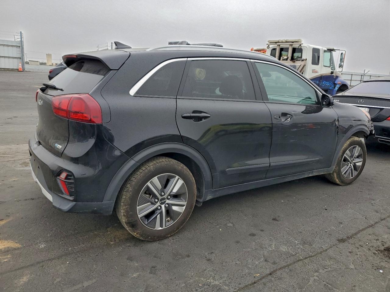2022 KIA NIRO LX photo 3