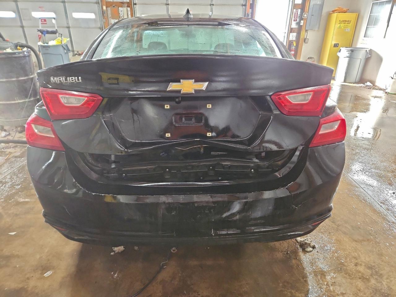 2017 CHEVROLET MALIBU LS photo 6