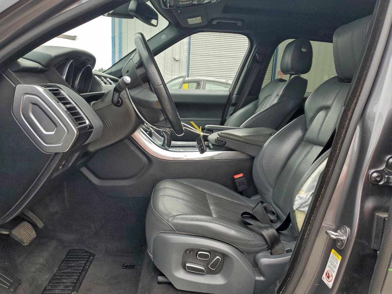 2015 LAND ROVER RANGE ROVER SPORT HSE photo 7