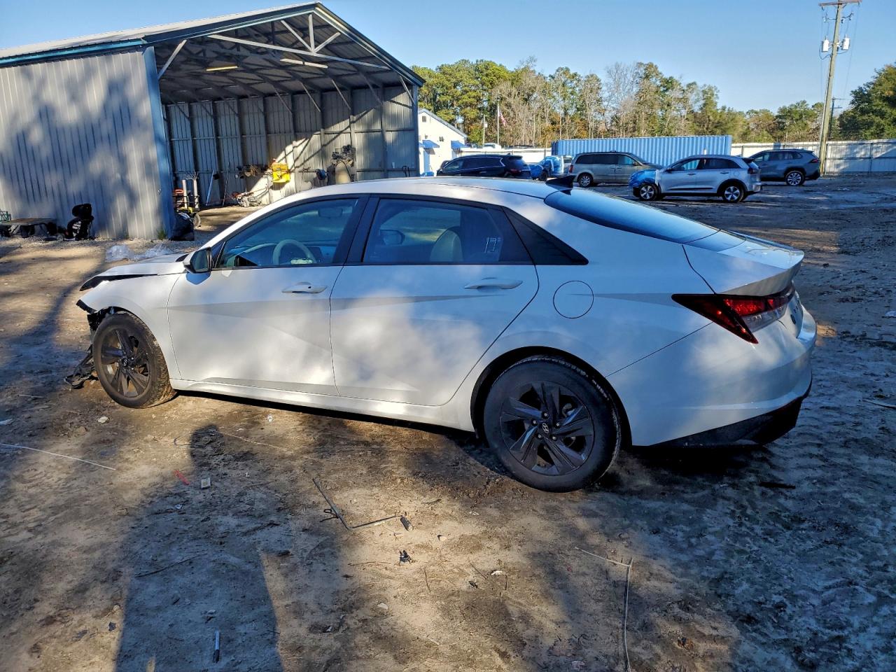 2023 HYUNDAI ELANTRA SEL photo 2