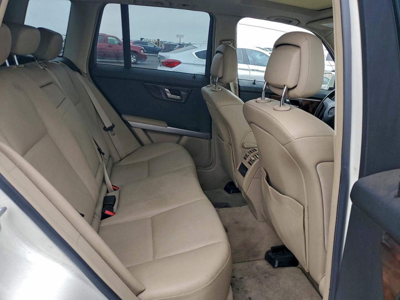 2011 MERCEDES-BENZ GLK 350 photo 11