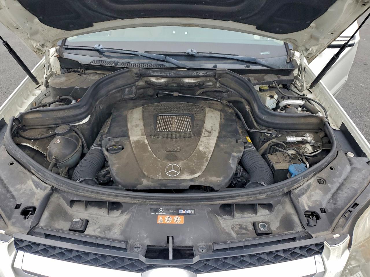 2011 MERCEDES-BENZ GLK 350 photo 12