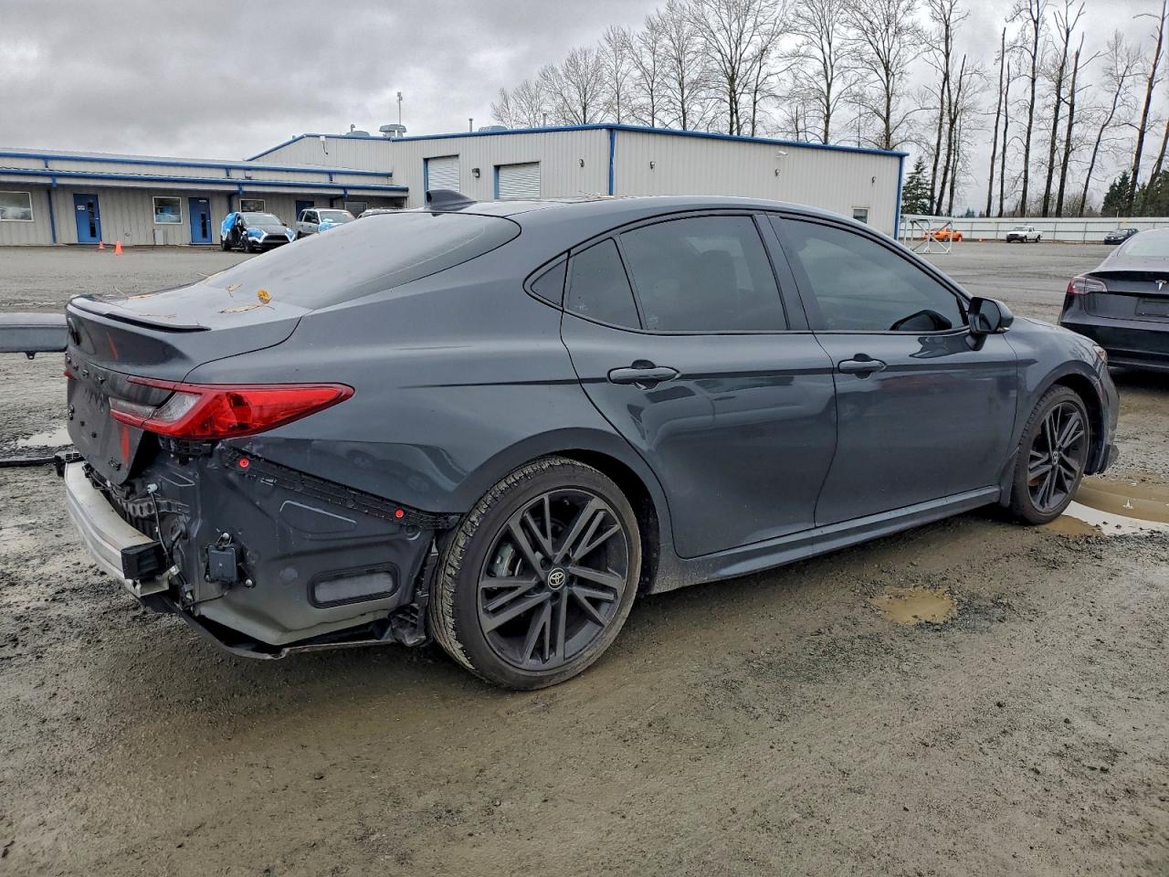 2025 TOYOTA CAMRY XSE photo 3