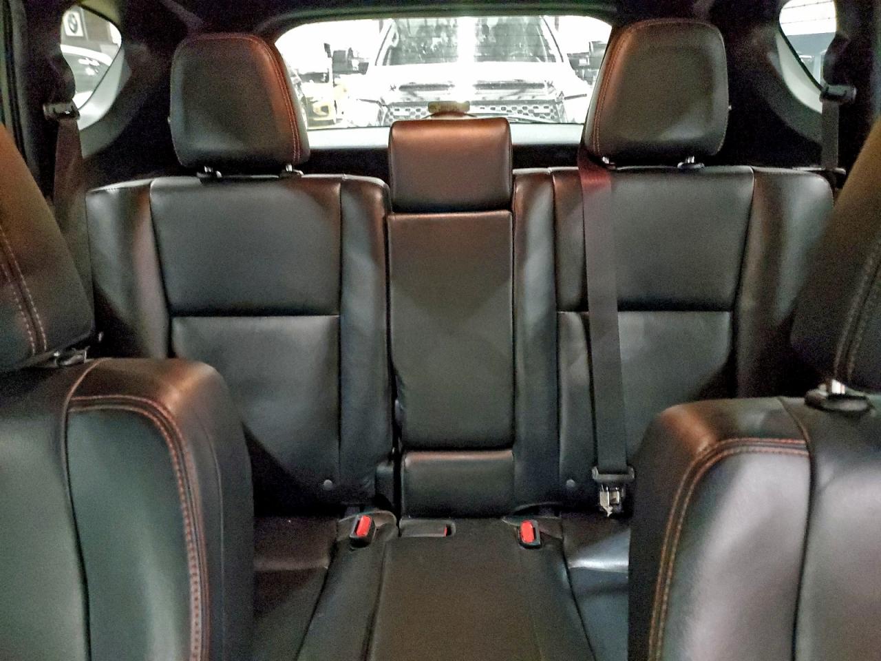 2016 TOYOTA RAV4 SE photo 10