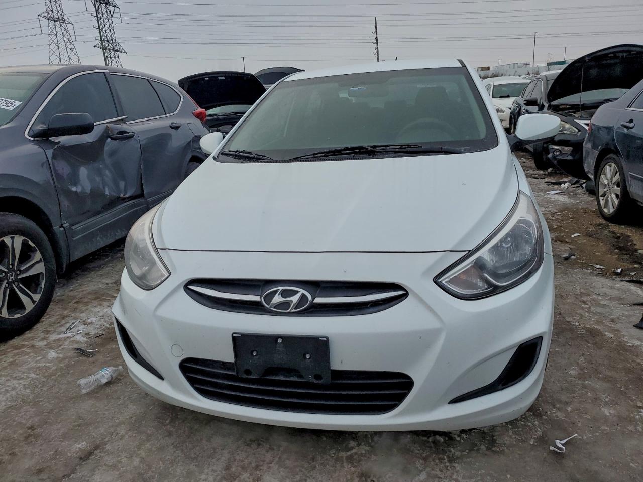 2017 HYUNDAI ACCENT SE photo 5
