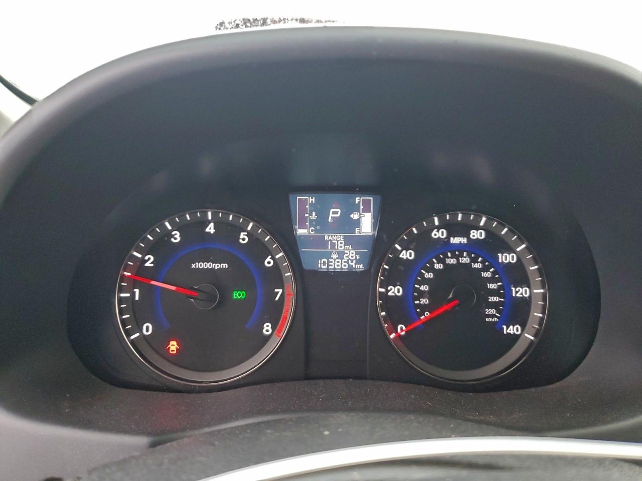 2017 HYUNDAI ACCENT SE photo 9