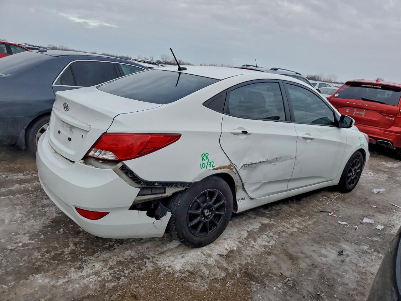 2017 HYUNDAI ACCENT SE photo 3