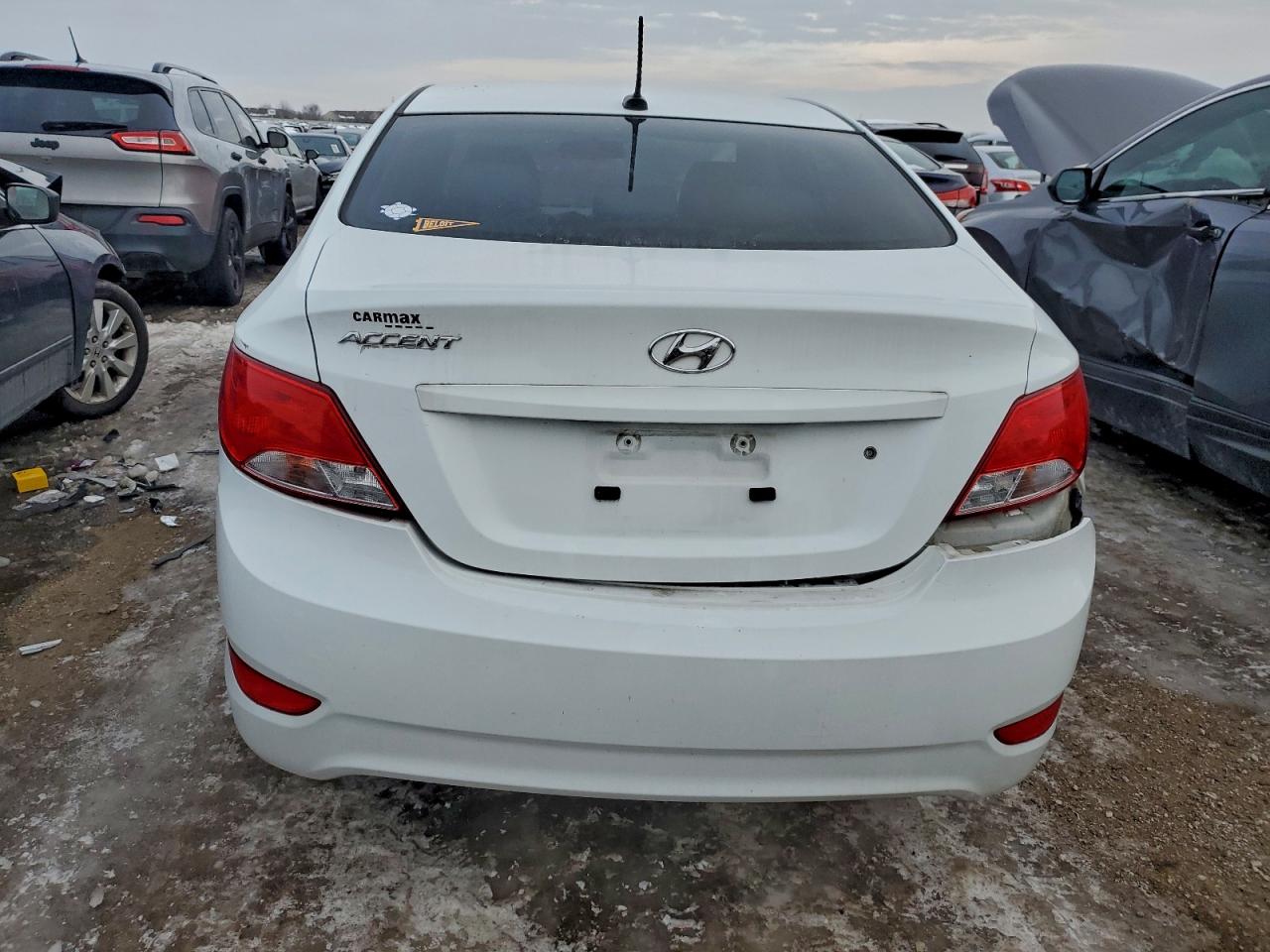 2017 HYUNDAI ACCENT SE photo 6