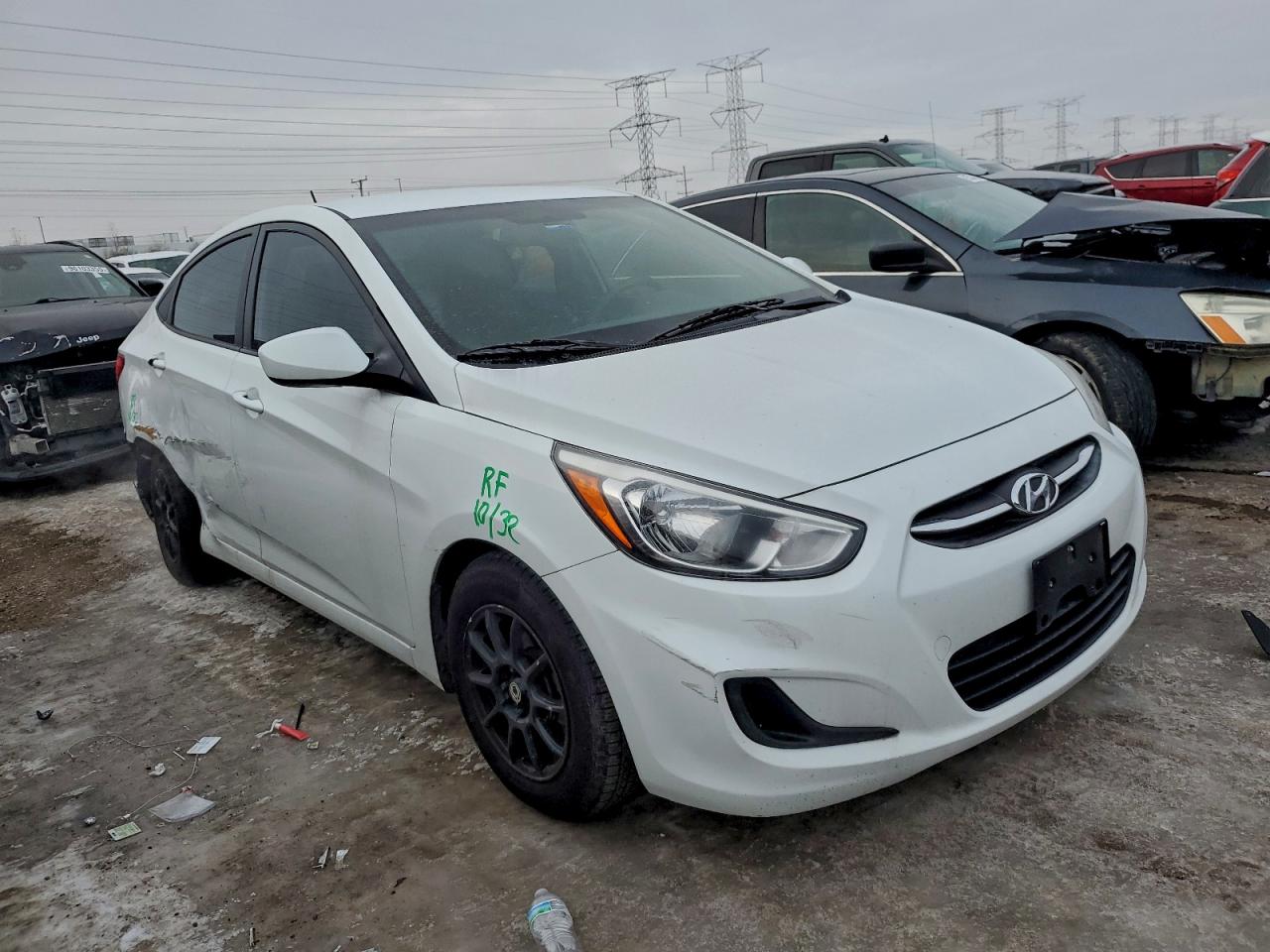 2017 HYUNDAI ACCENT SE photo 4