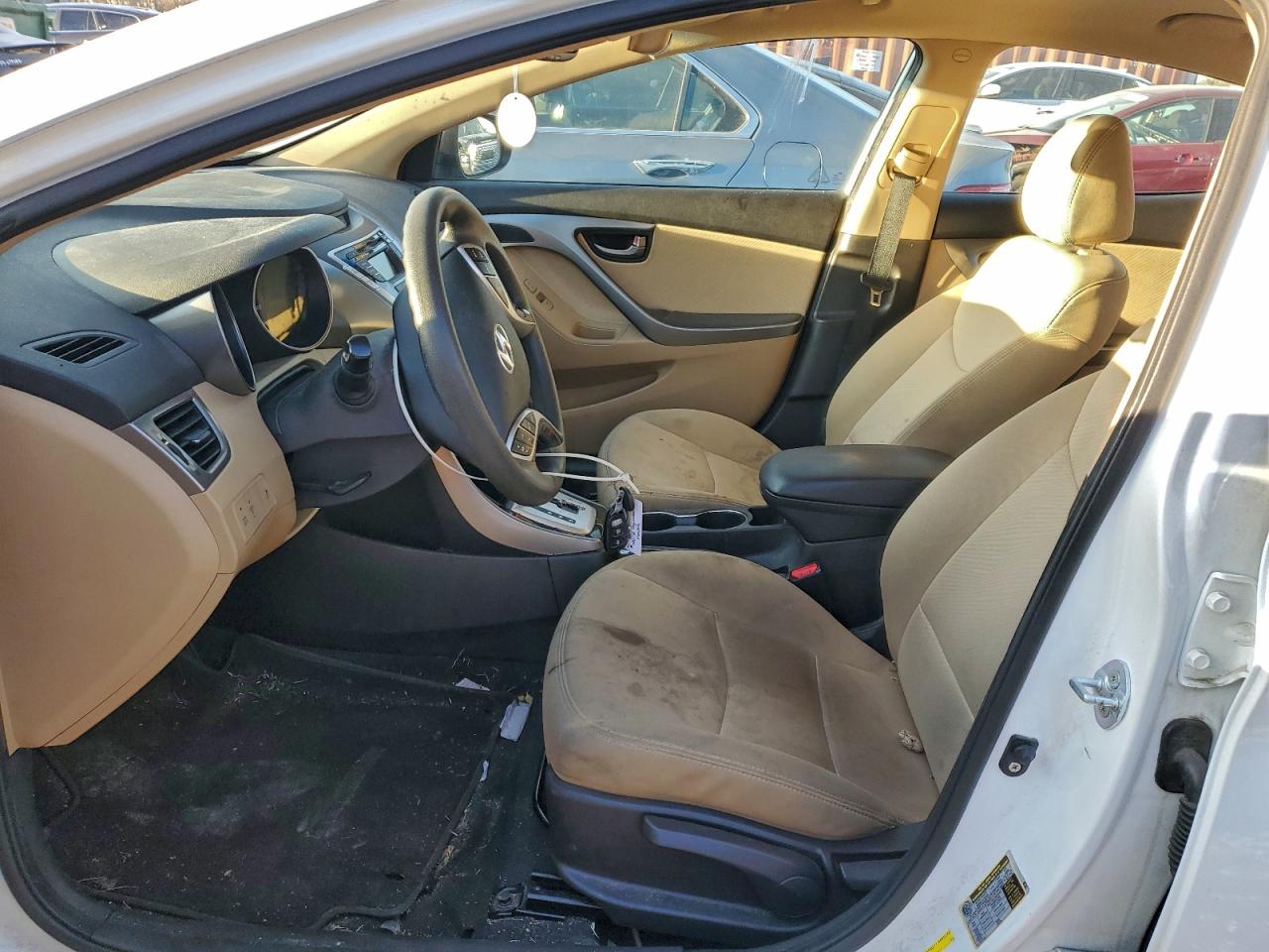 2012 HYUNDAI ELANTRA GLS photo 7