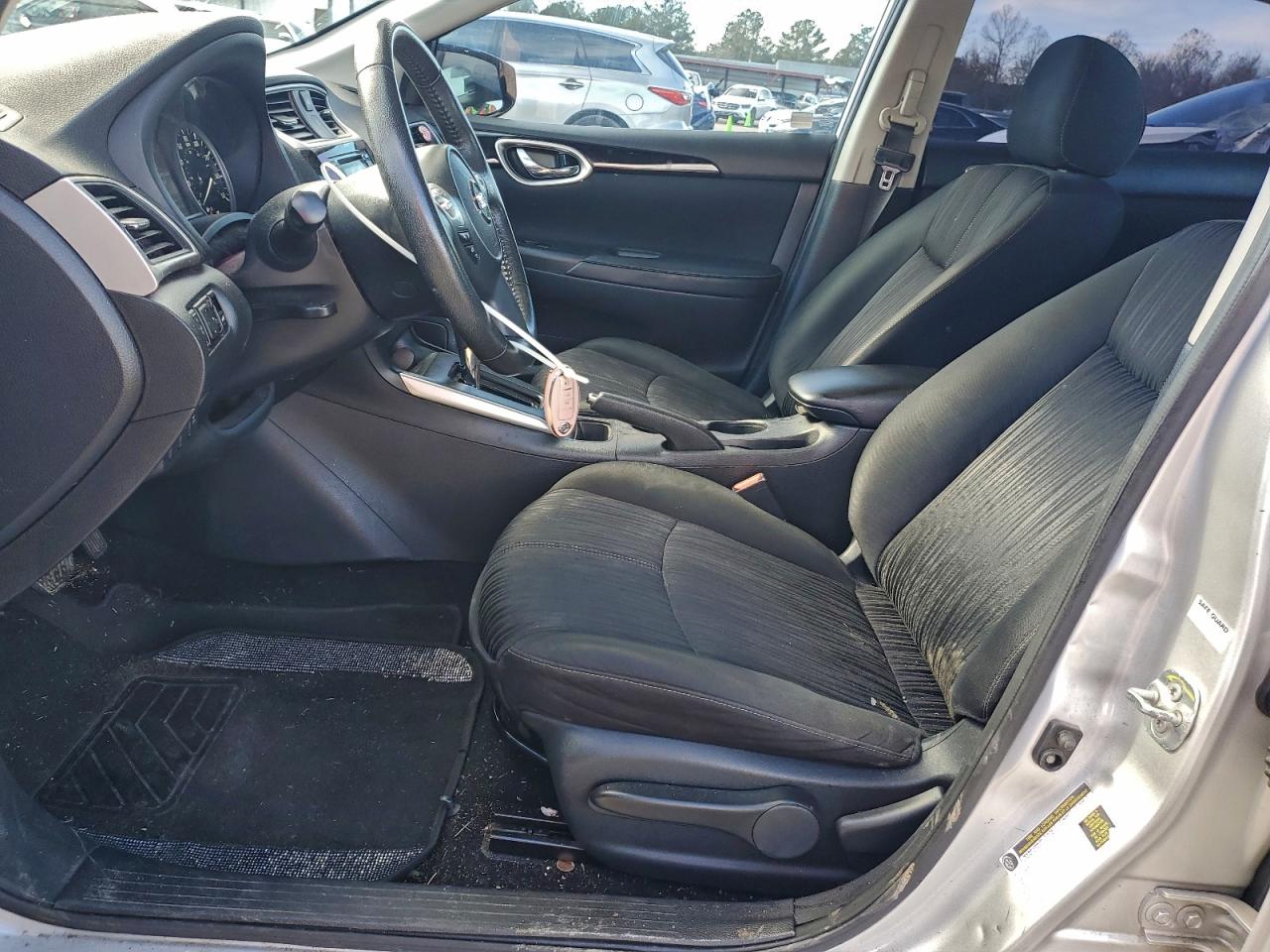 2018 NISSAN SENTRA S photo 7