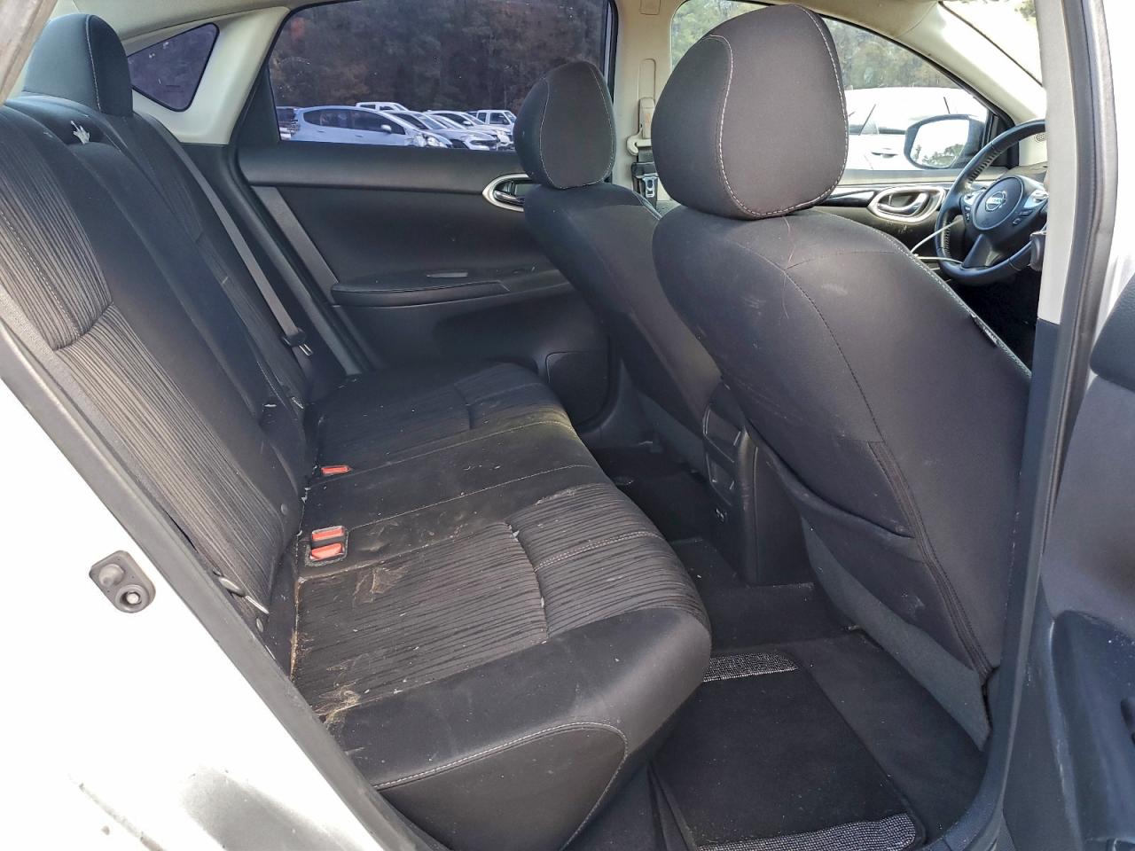 2018 NISSAN SENTRA S photo 10