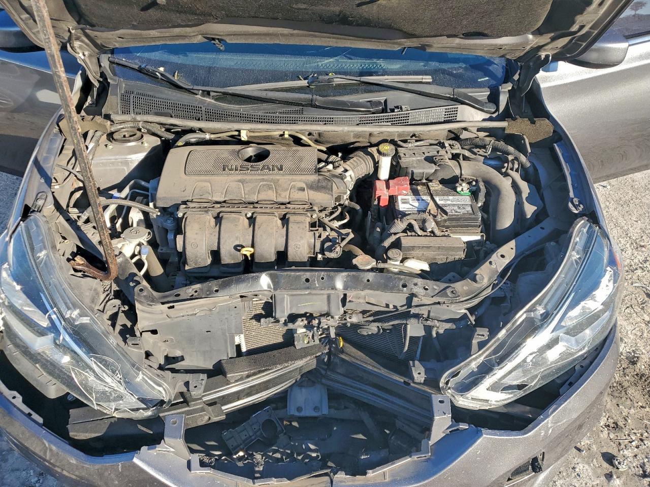2019 NISSAN SENTRA S photo 11