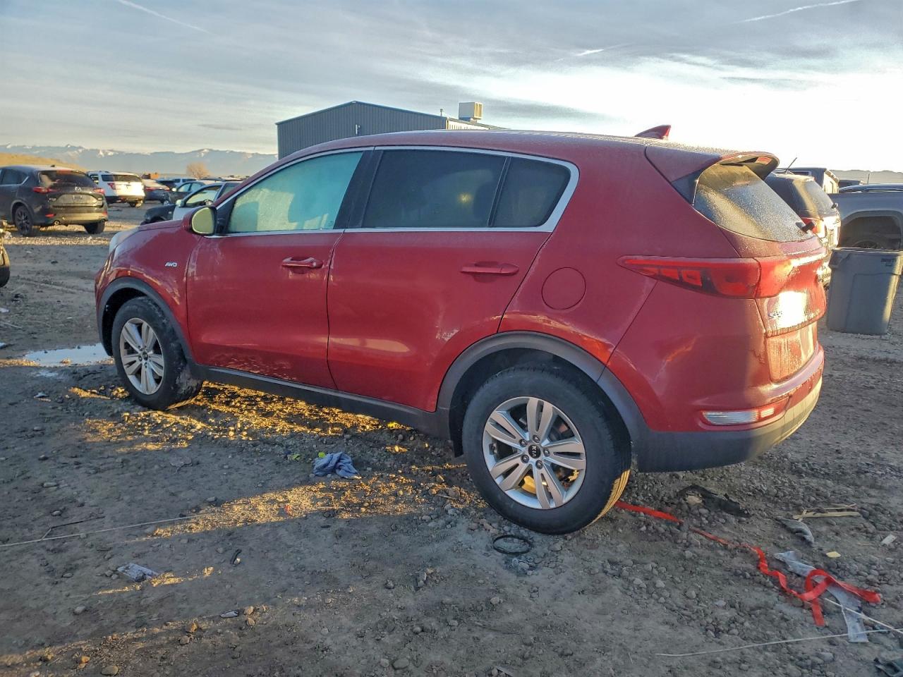 2018 KIA SPORTAGE LX photo 2