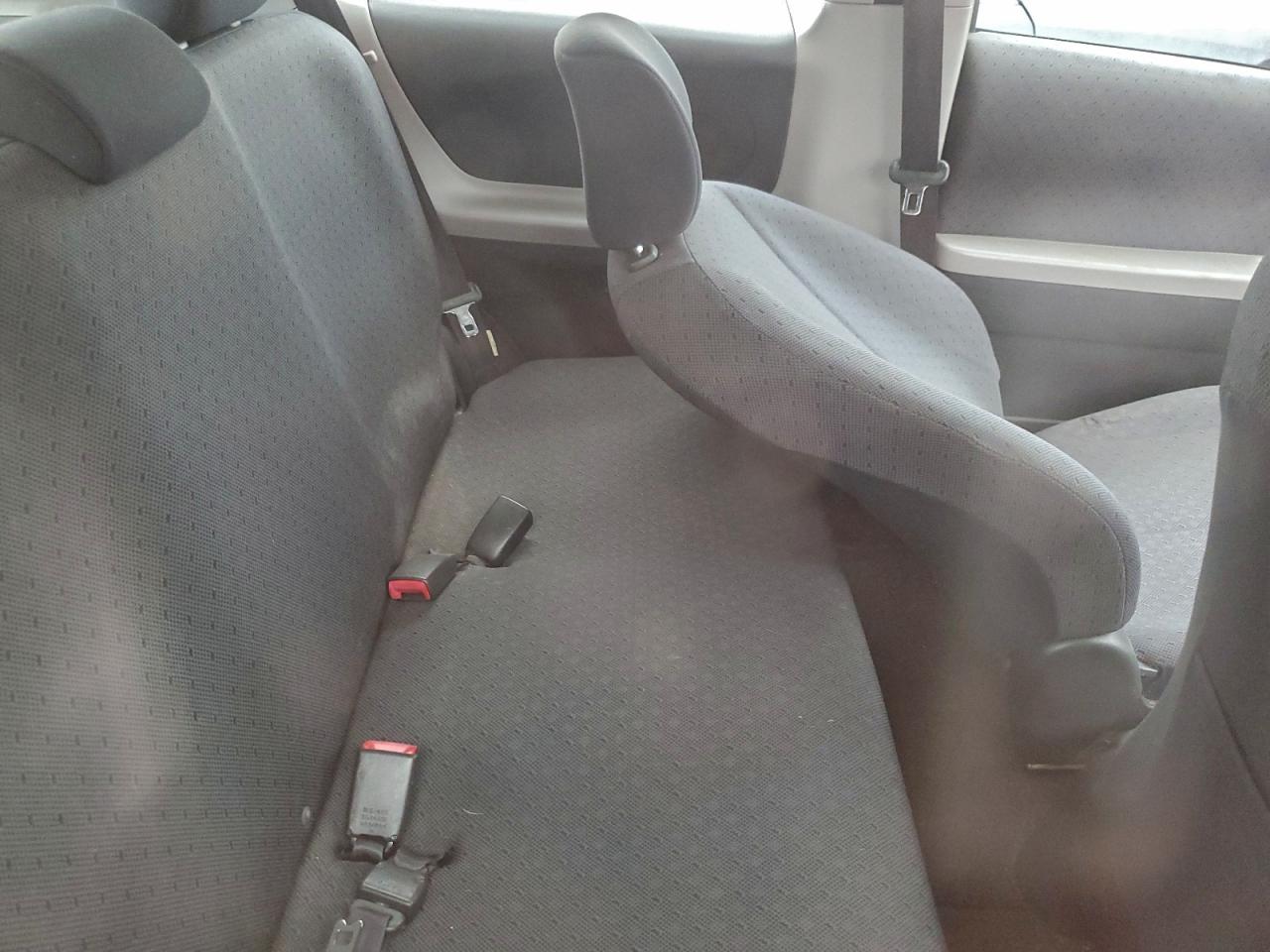 2009 TOYOTA YARIS photo 10