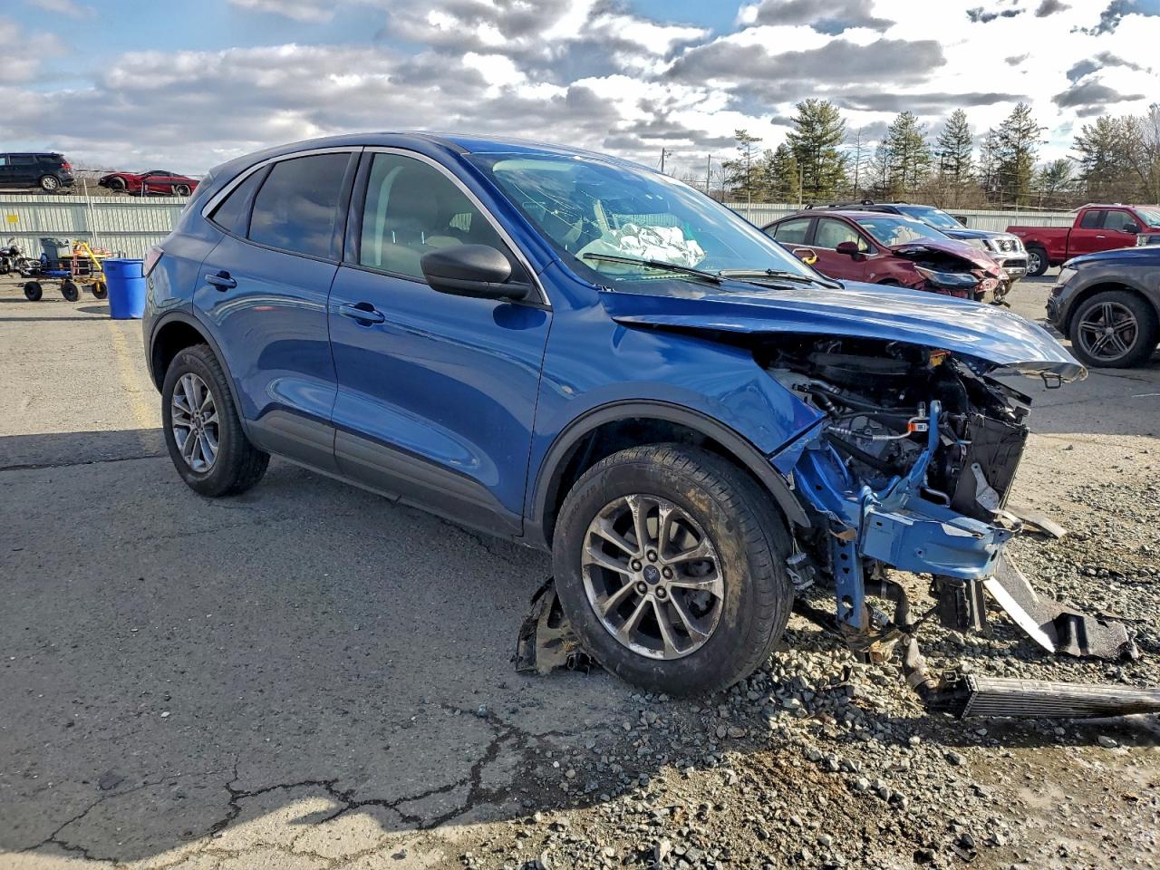 2022 FORD ESCAPE SE photo 4
