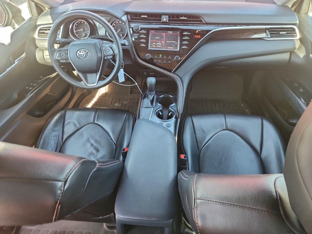 2018 TOYOTA CAMRY L photo 8
