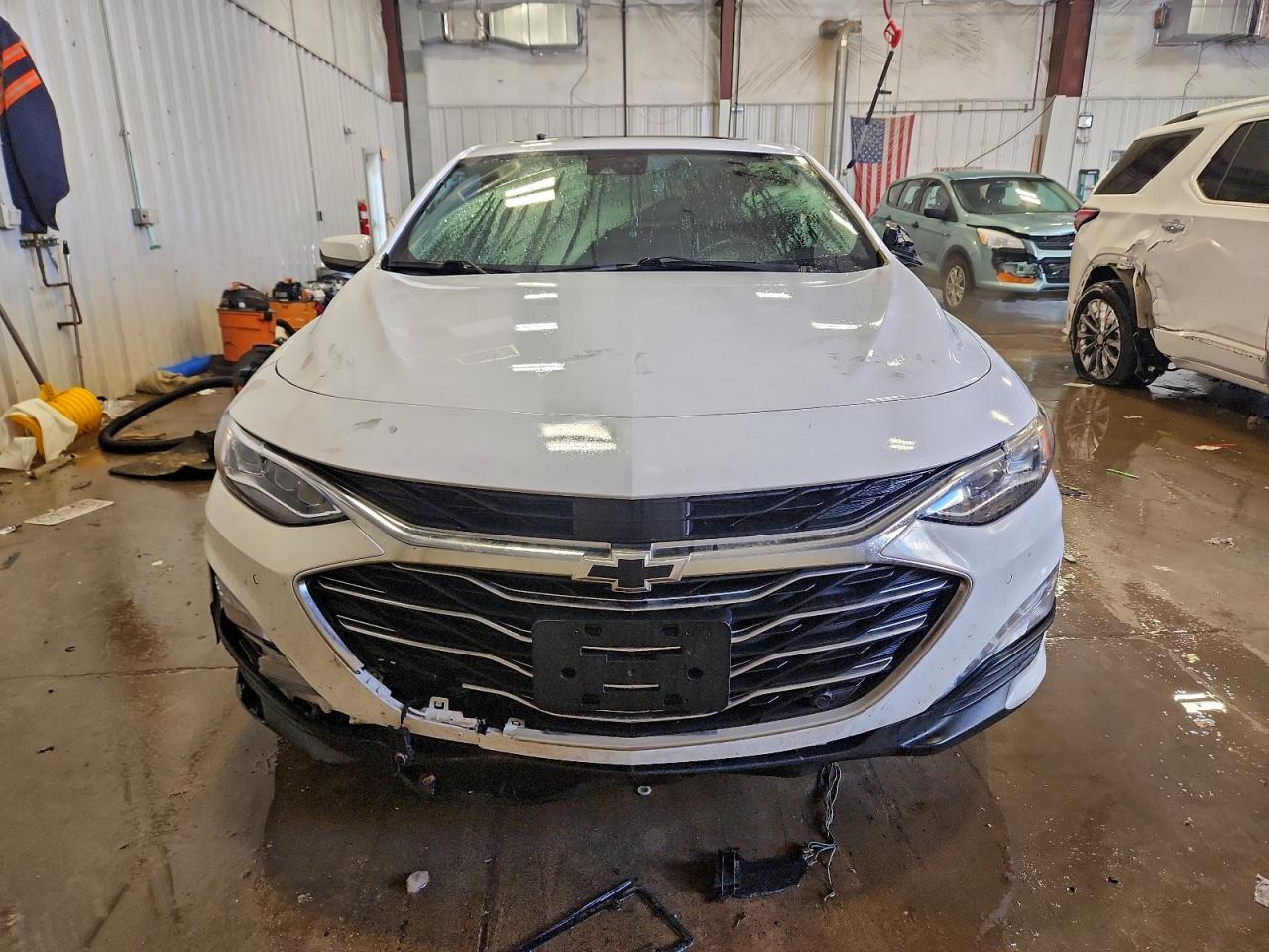 2020 CHEVROLET MALIBU PREMIER photo 9