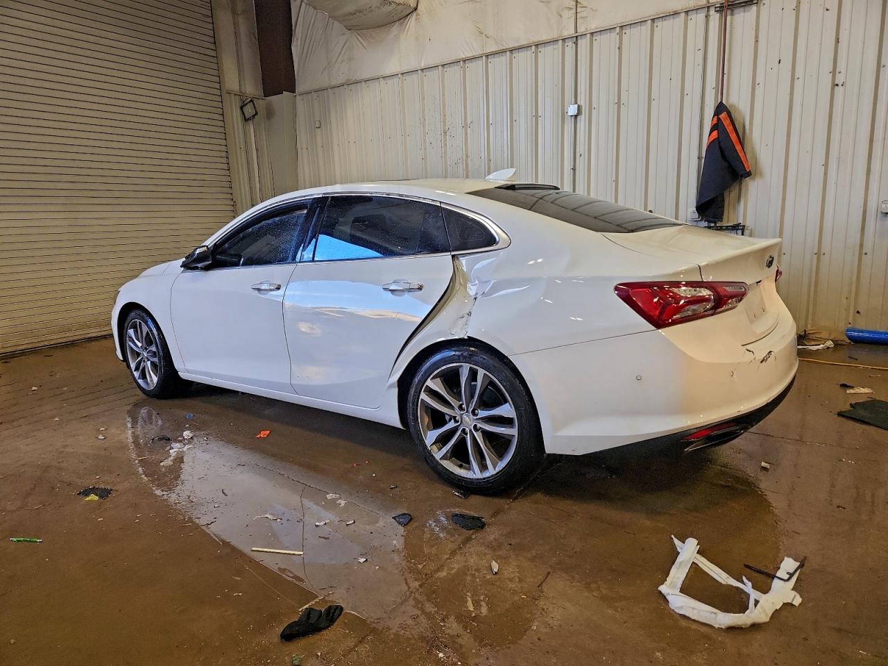 2020 CHEVROLET MALIBU PREMIER photo 3