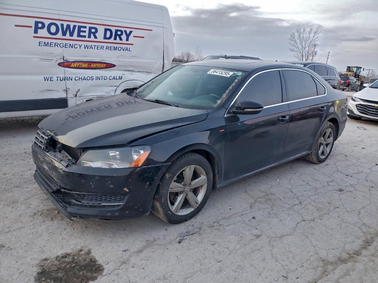 2012 VOLKSWAGEN PASSAT