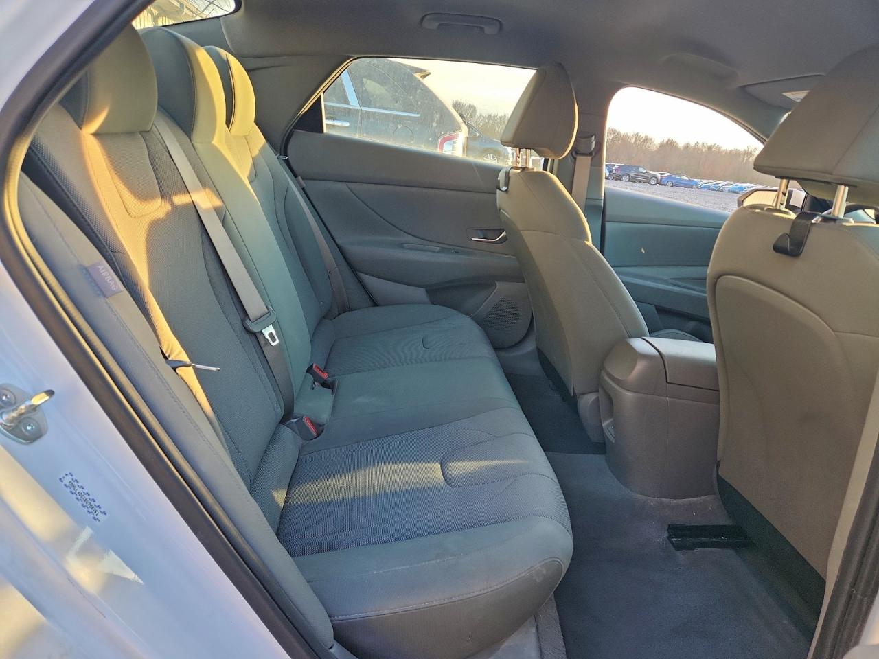 2024 HYUNDAI ELANTRA SE photo 10