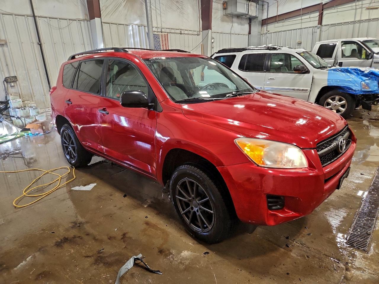 2011 TOYOTA RAV4 photo 4