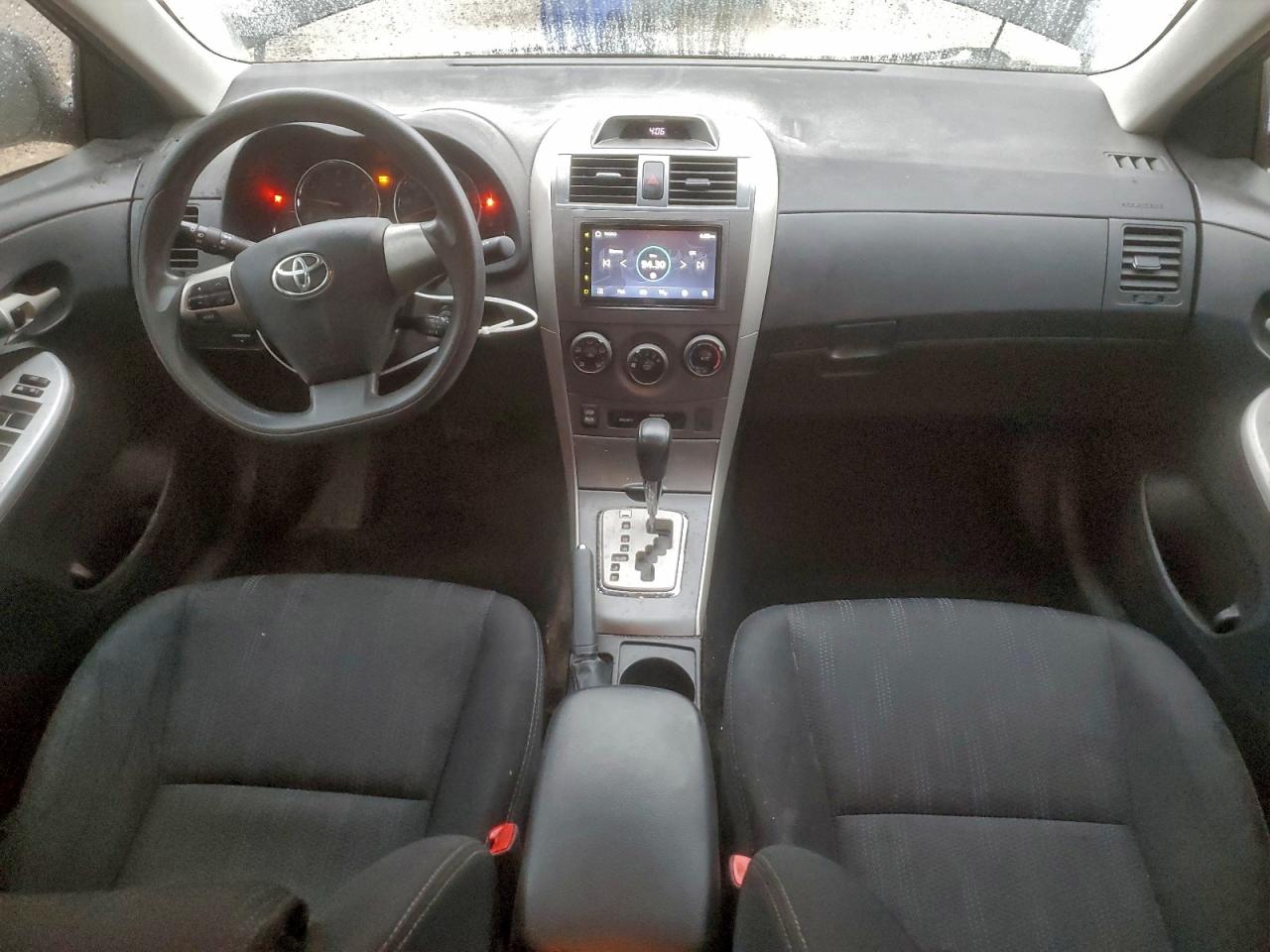 2013 TOYOTA COROLLA BASE photo 8