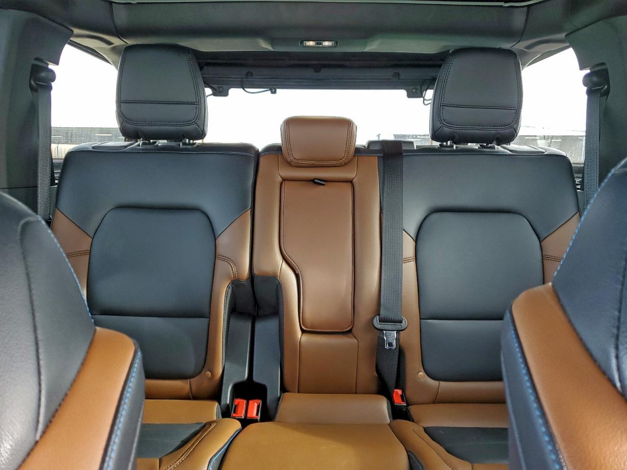 2023 FORD BRONCO BASE photo 10