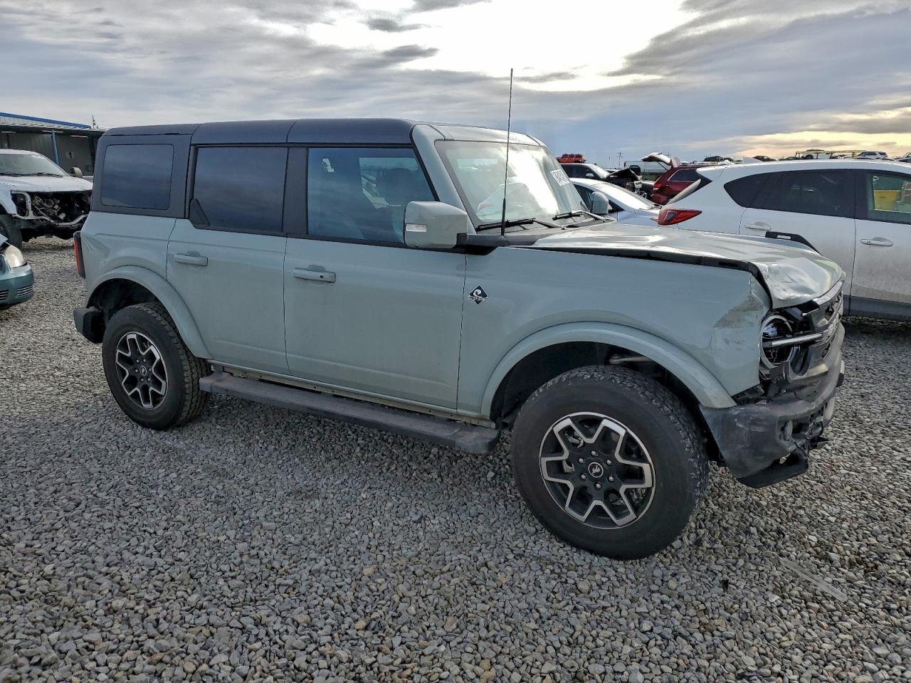 2023 FORD BRONCO BASE photo 4