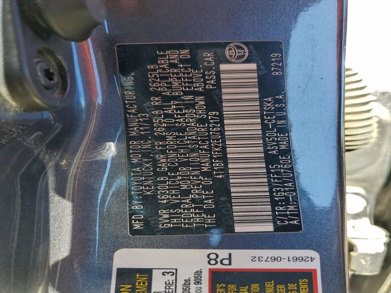 2014 TOYOTA CAMRY L photo 12