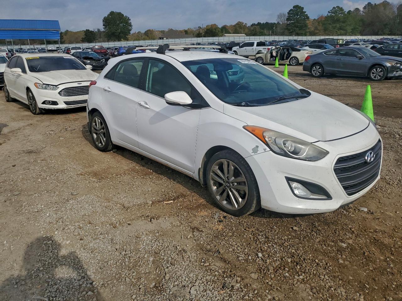 2016 HYUNDAI ELANTRA GT photo 4