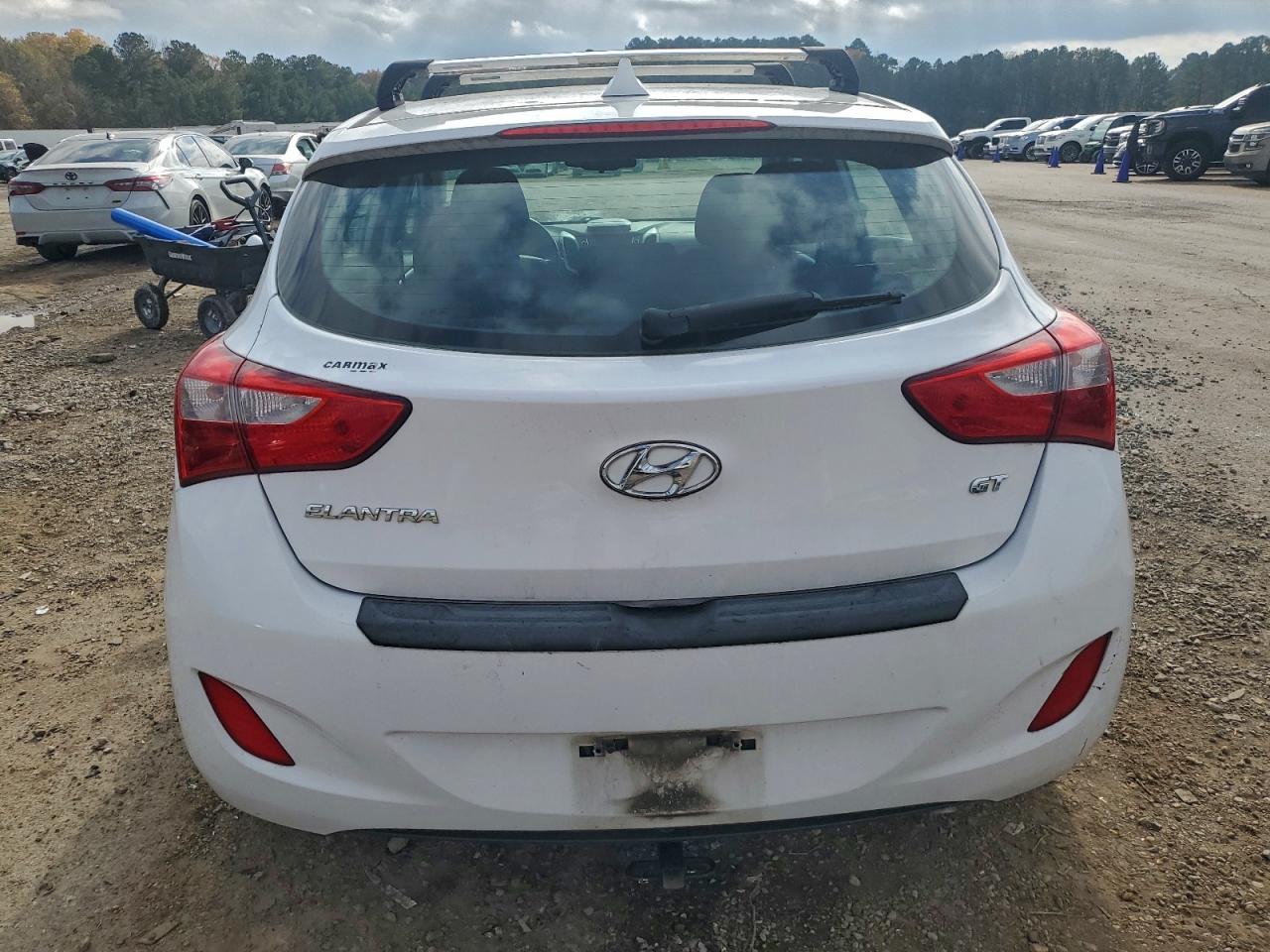 2016 HYUNDAI ELANTRA GT photo 6