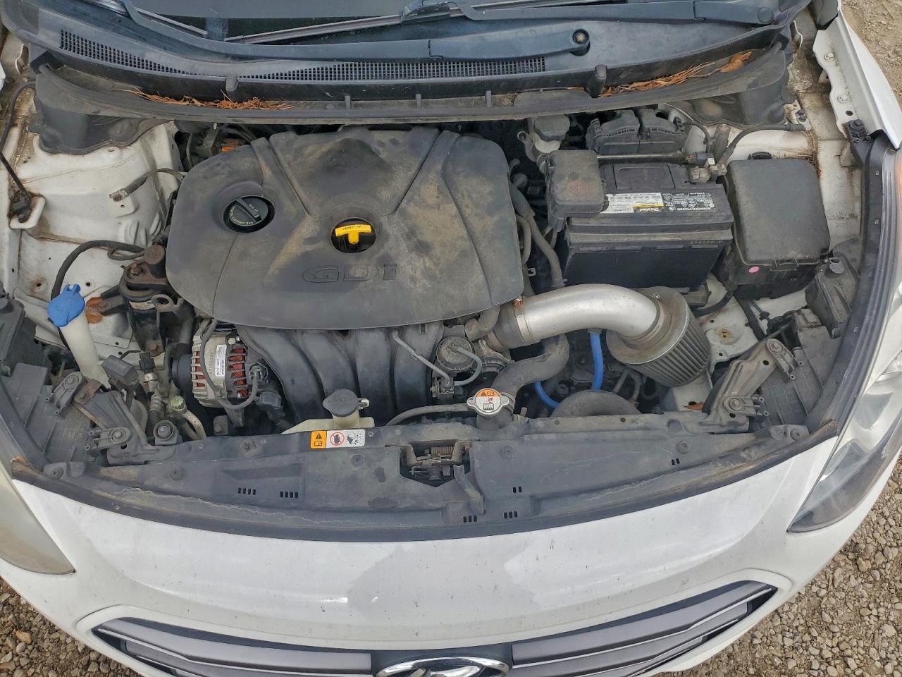 2016 HYUNDAI ELANTRA GT photo 11