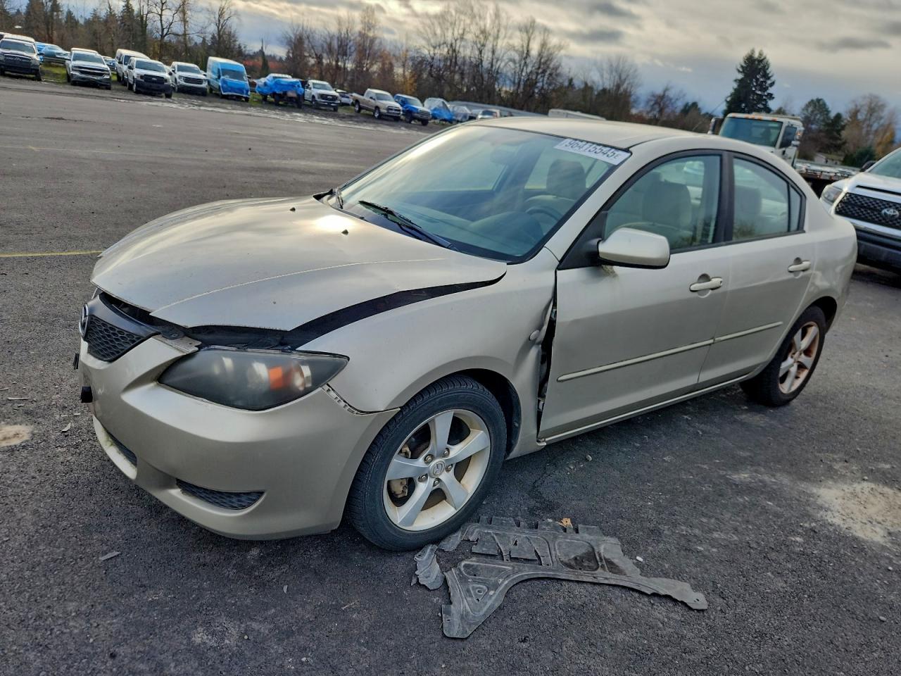 2004 MAZDA 3 I — FRONT END damage — photo 1