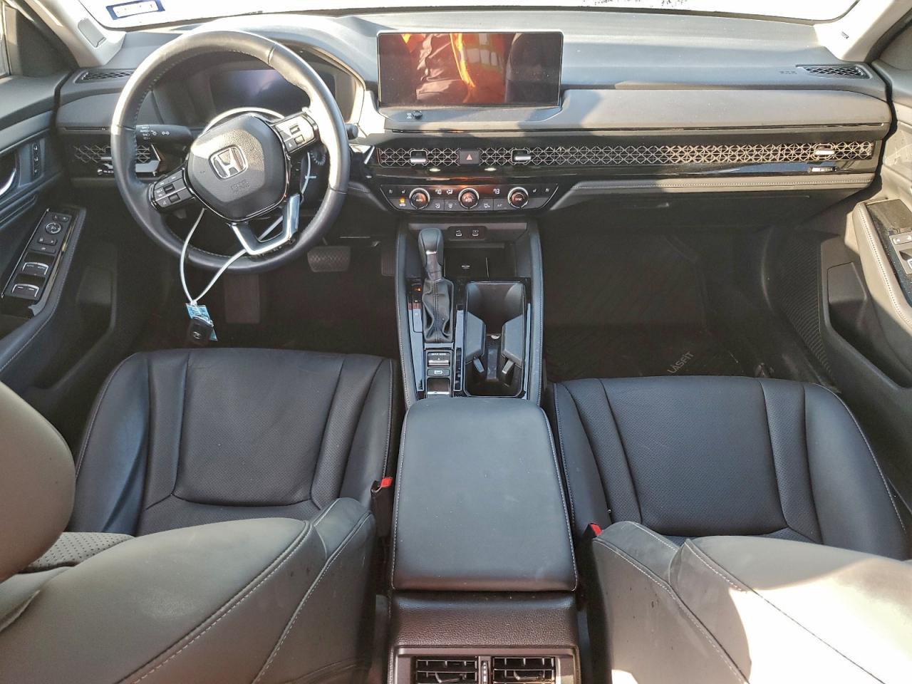 2024 HONDA ACCORD TOURING HYBRID photo 8