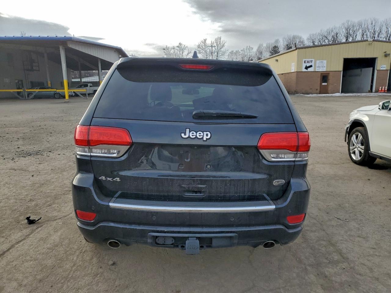 2016 JEEP GRAND CHEROKEE OVERLAND photo 6