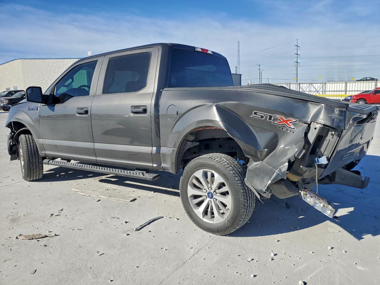 2018 FORD F150 SUPERCREW photo 2