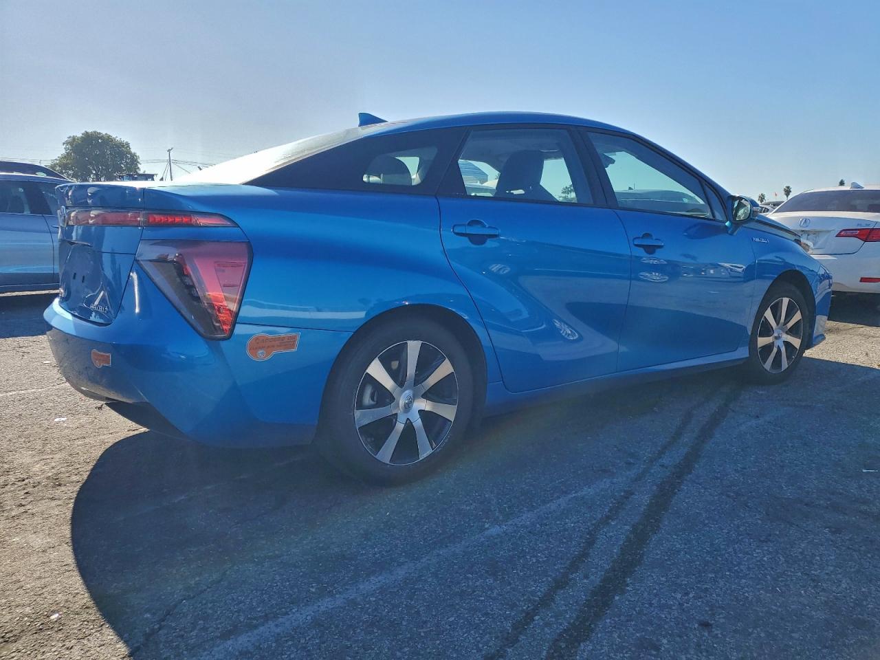 2019 TOYOTA MIRAI photo 3