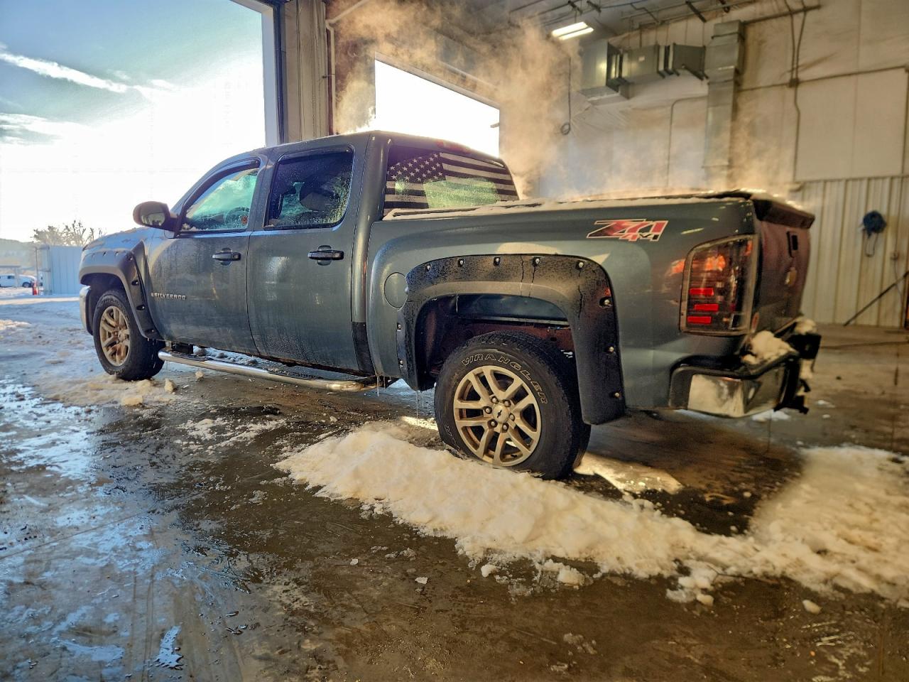 2007 CHEVROLET SILVERADO K1500 CREW CAB photo 2