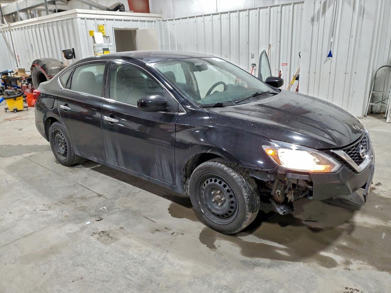 2018 NISSAN SENTRA S photo 4