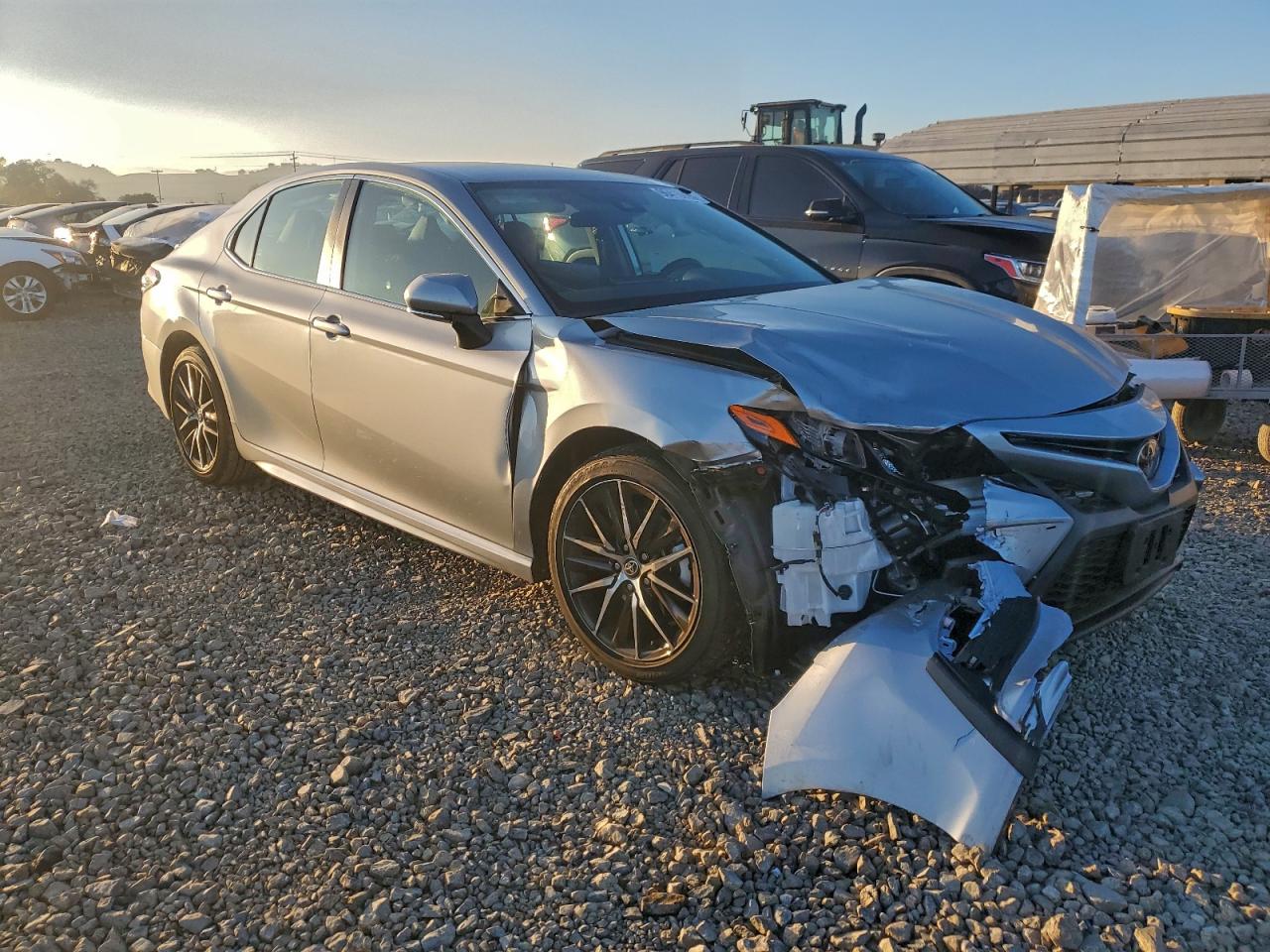 2022 TOYOTA CAMRY SE photo 4