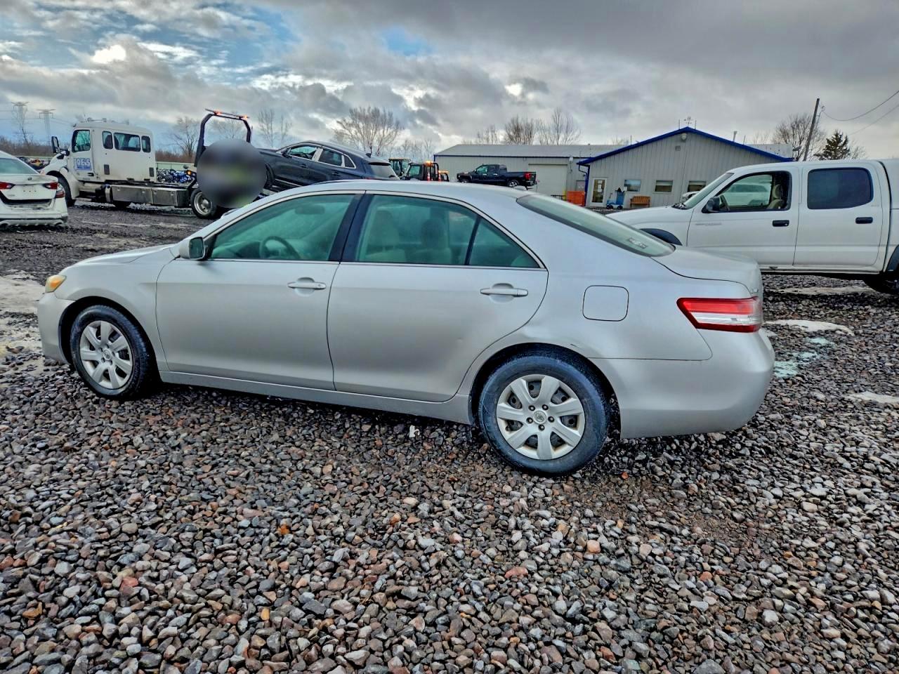 2010 TOYOTA CAMRY BASE photo 2