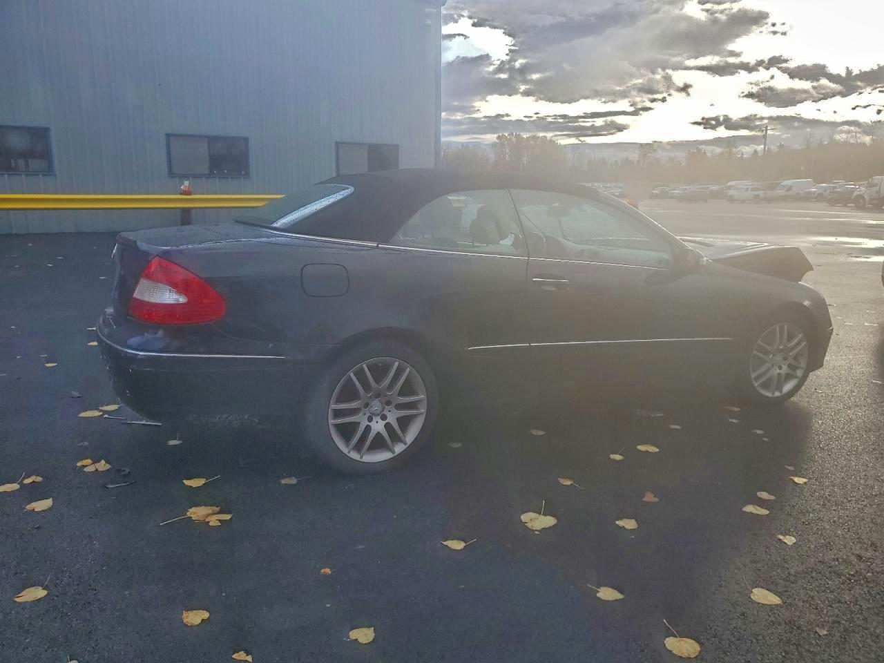 2009 MERCEDES-BENZ CLK 350 photo 3