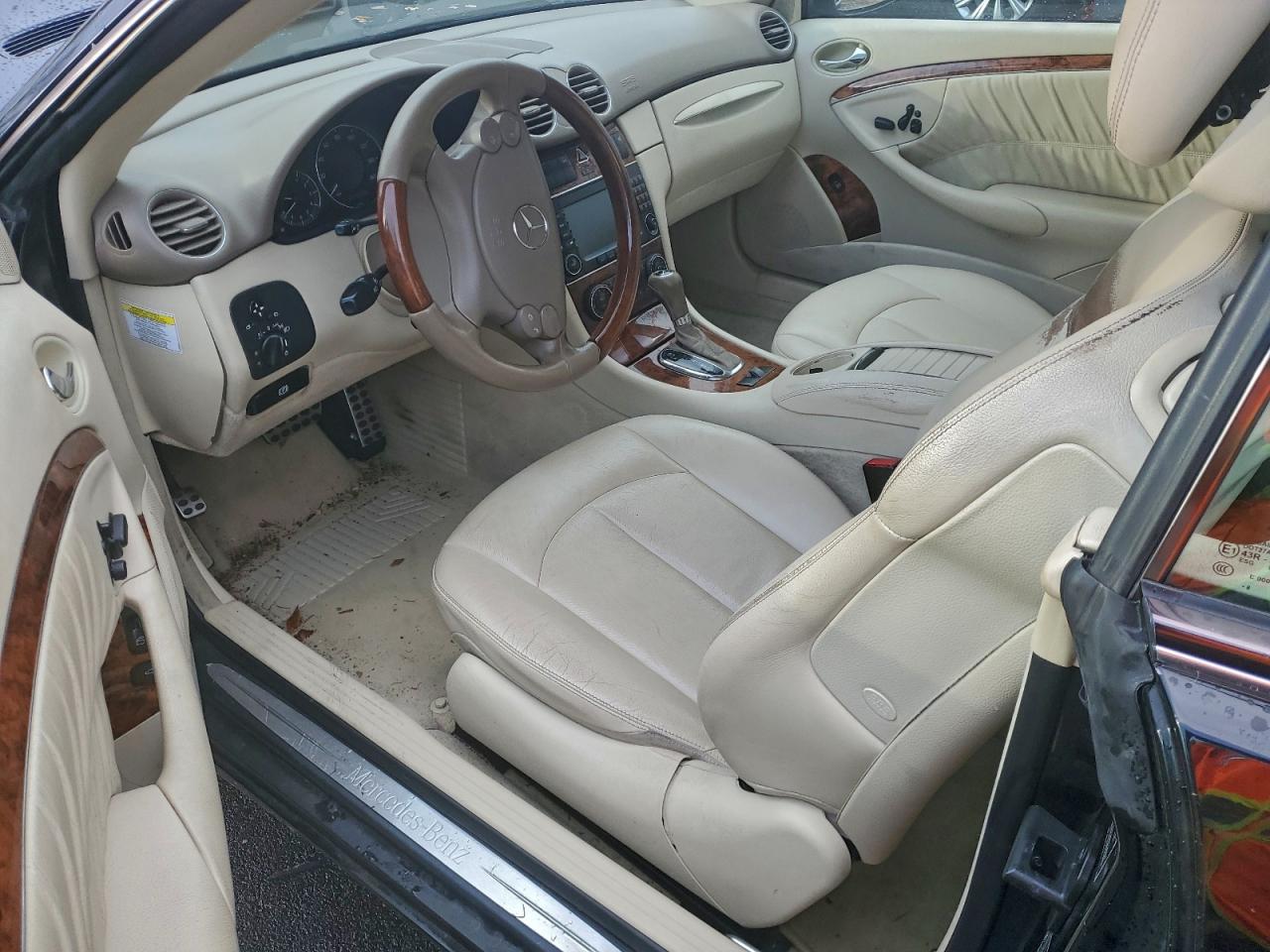 2009 MERCEDES-BENZ CLK 350 photo 8