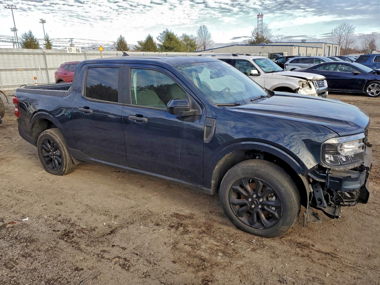 2023 FORD MAVERICK XL photo 4