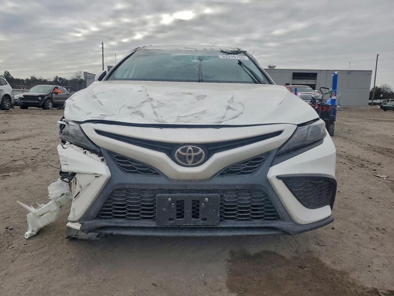 2021 TOYOTA CAMRY SE photo 5