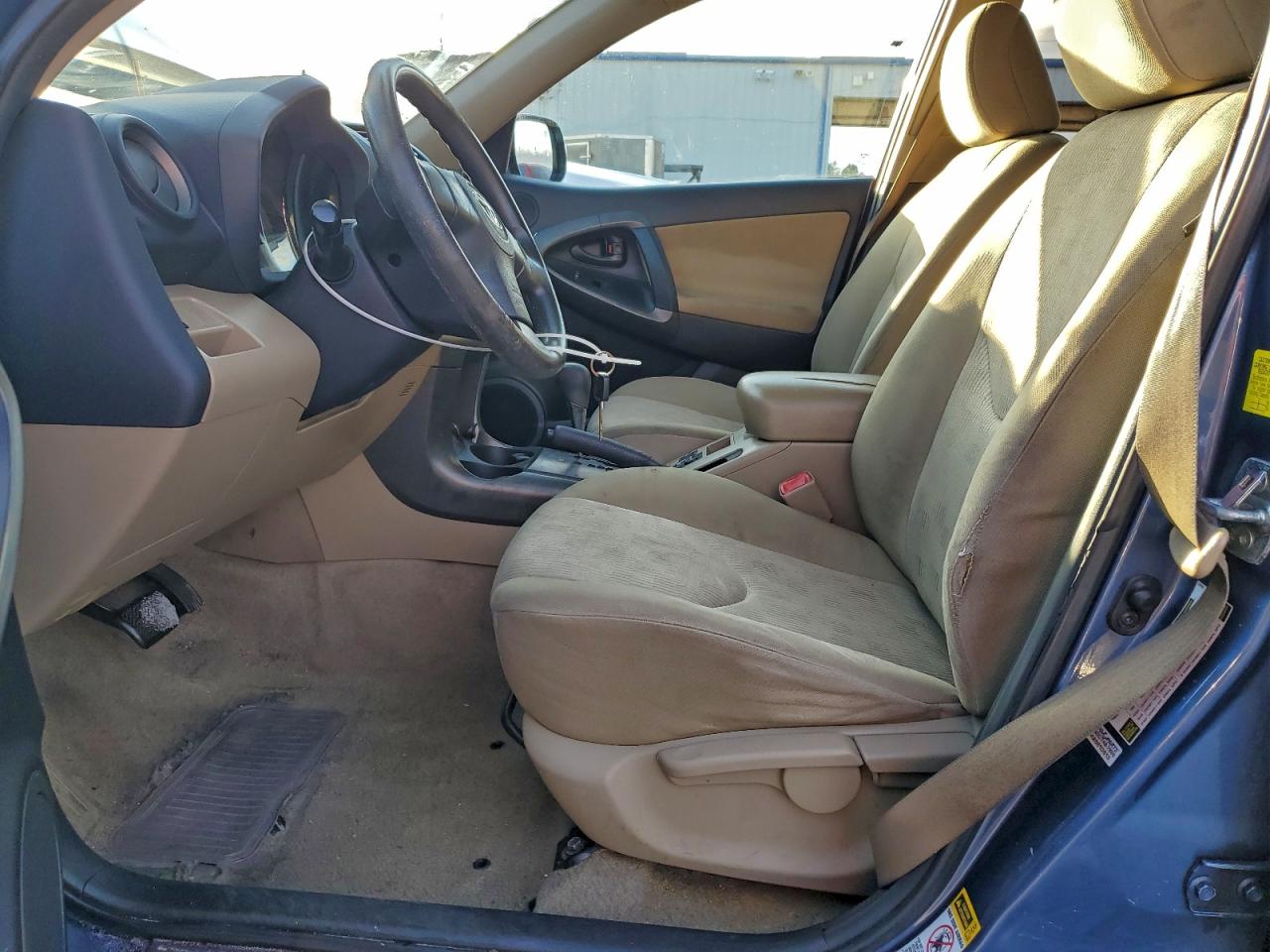 2010 TOYOTA RAV4 photo 7