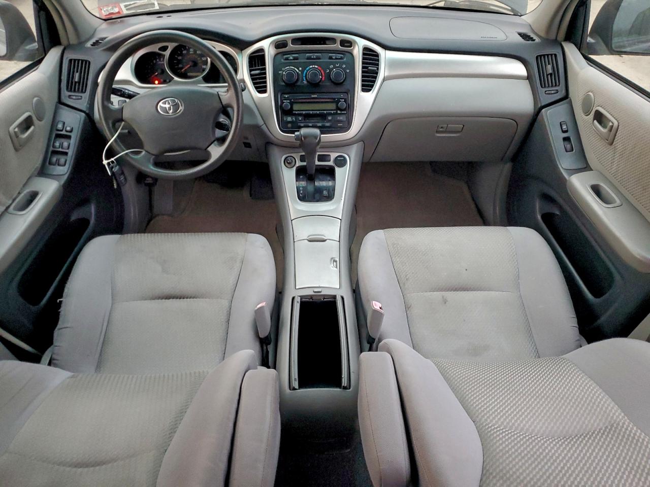 2006 TOYOTA HIGHLANDER photo 8